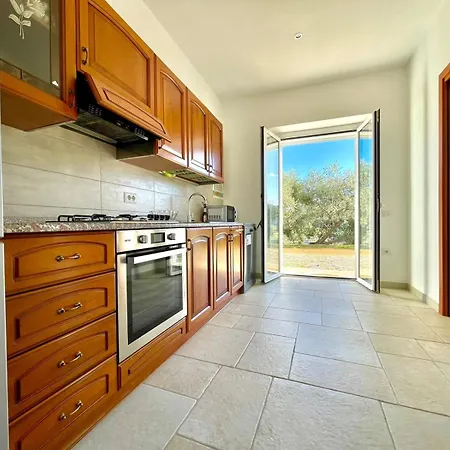 Apartment Sunny Hill Jerzu
